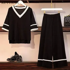 Black co ord set with white linning