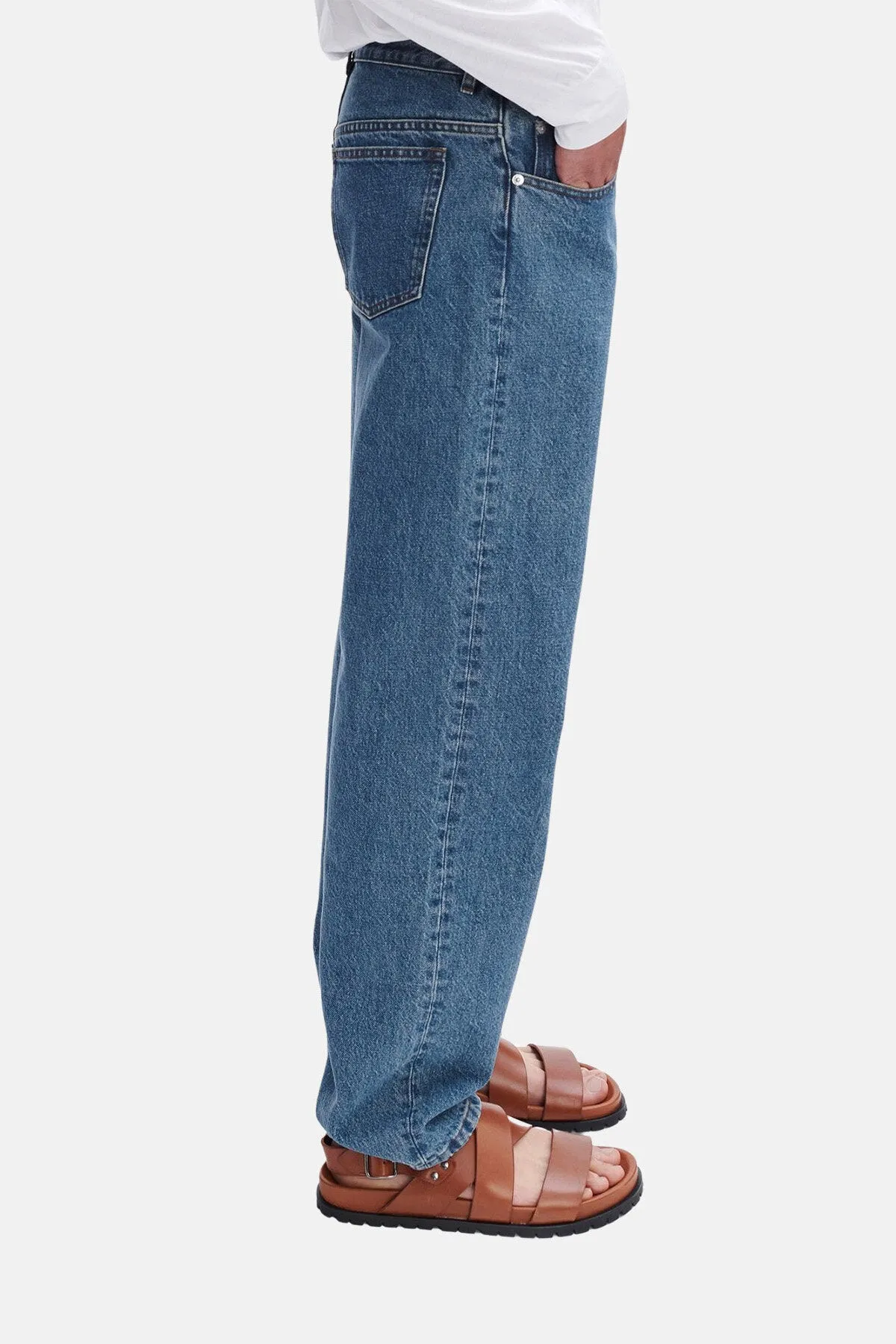 Relaxed low-rise cut jeans