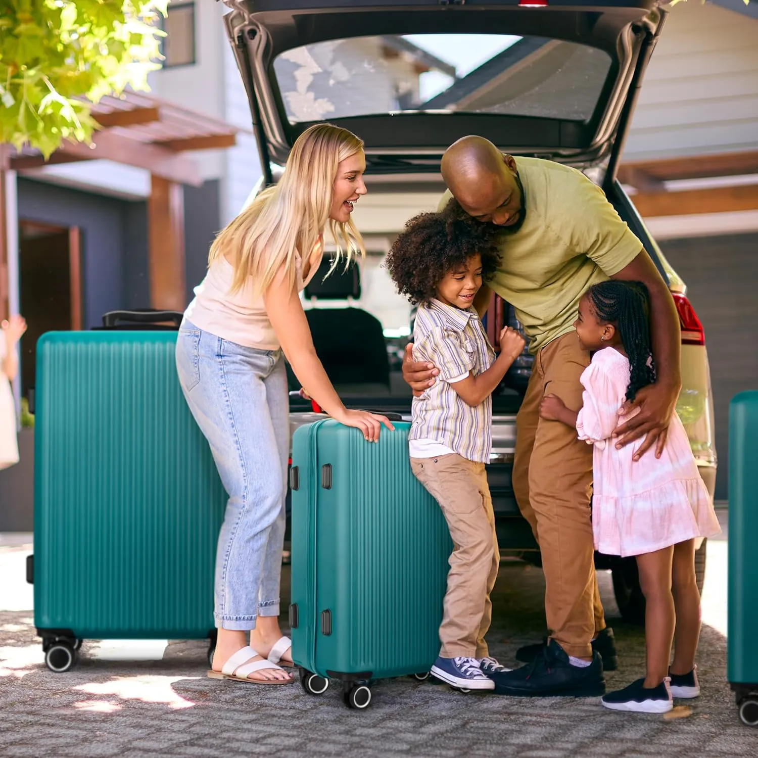 Vacay 3pc Suitcase Set in Ocean